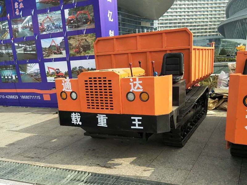 履帶運(yùn)輸車