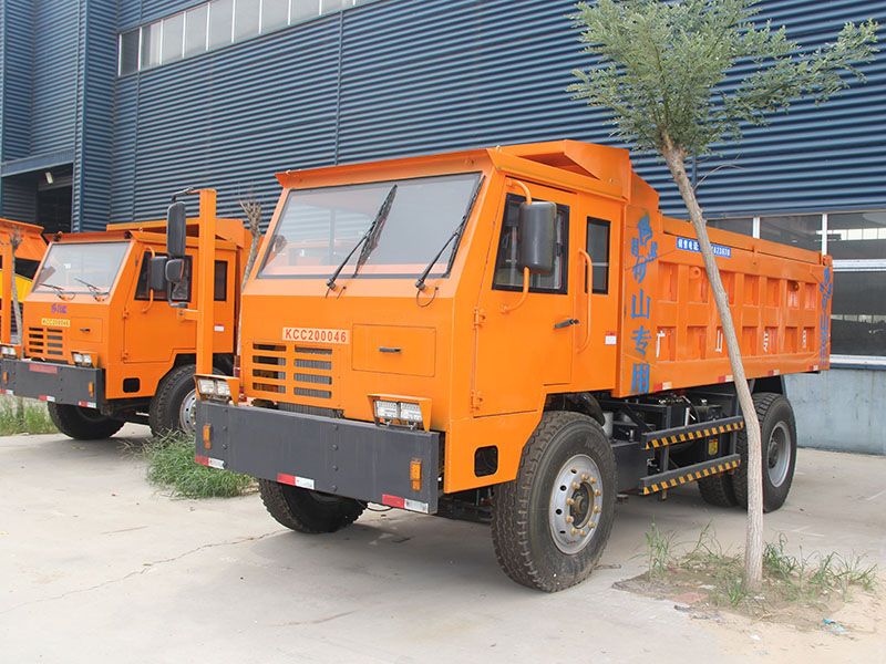UQ-20T礦用運(yùn)輸車
