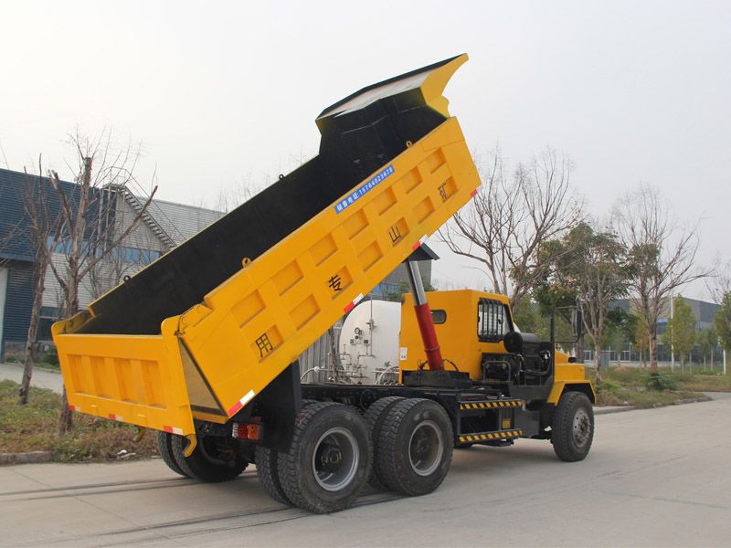 20噸礦用運(yùn)輸車  